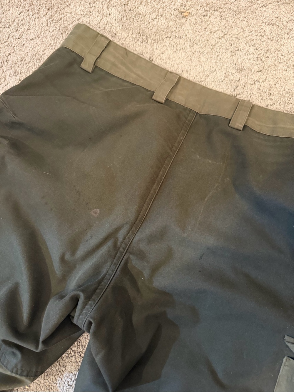 Fjallraven Men's Olive and Dark Olive Cargo Pants - Picture 3 of 3